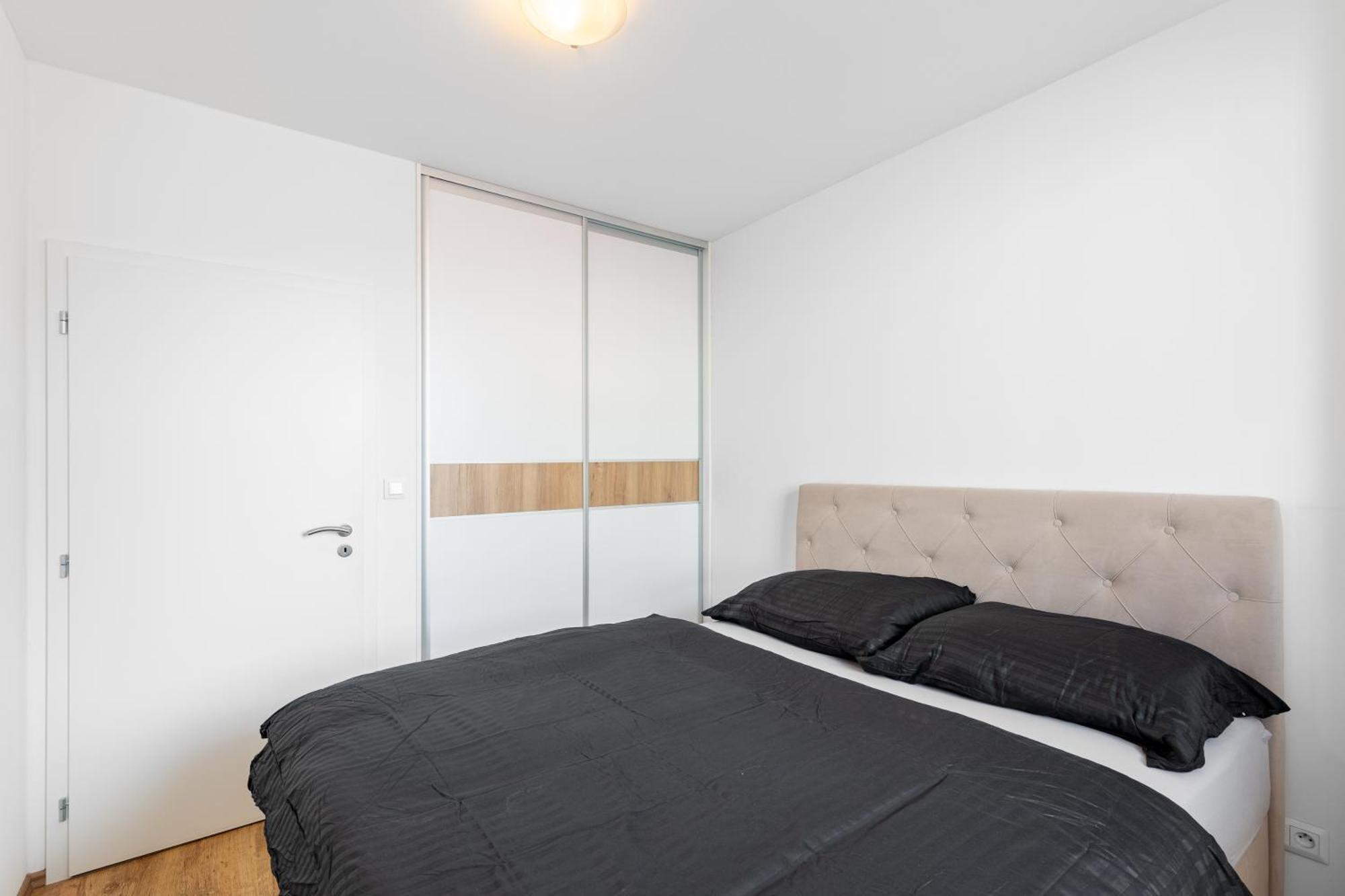 Leo - Ac & Free Parking * Bratislava